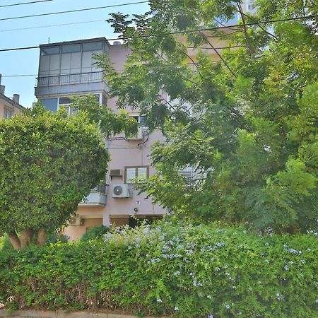 City Center Luxury Apartment In نتانيا المظهر الخارجي الصورة
